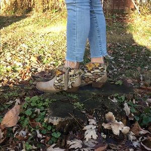 Leather & Navajo print ankle booties.
